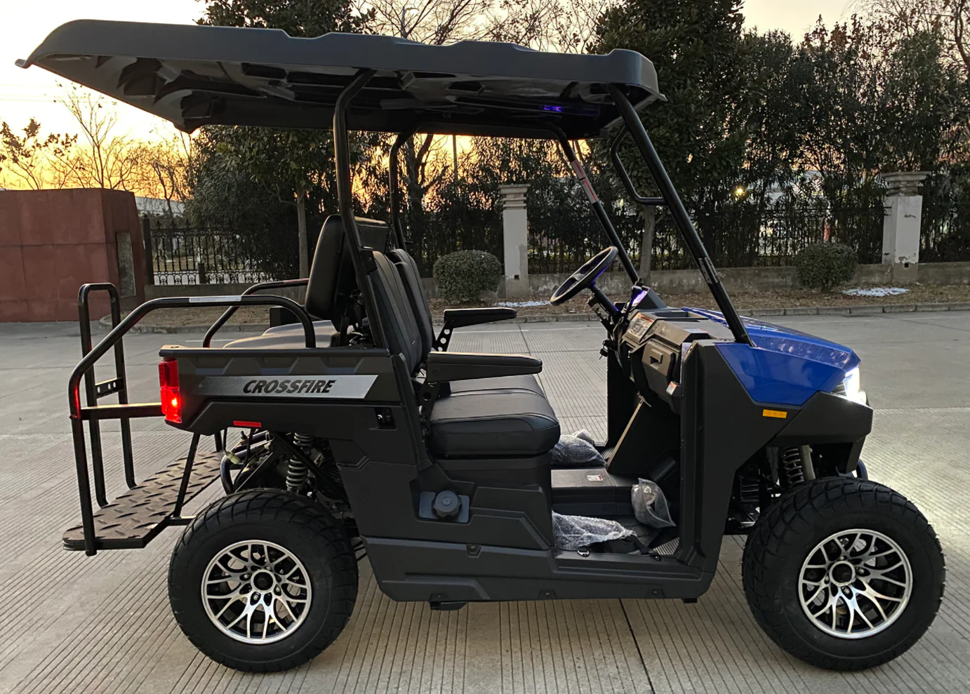 200cc EFI Golf Cart Crossfire - Image 3