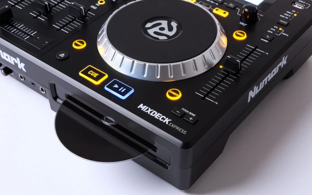 MIXDECK EXPRESS NUMARK DJ CONTROLLER - Image 4